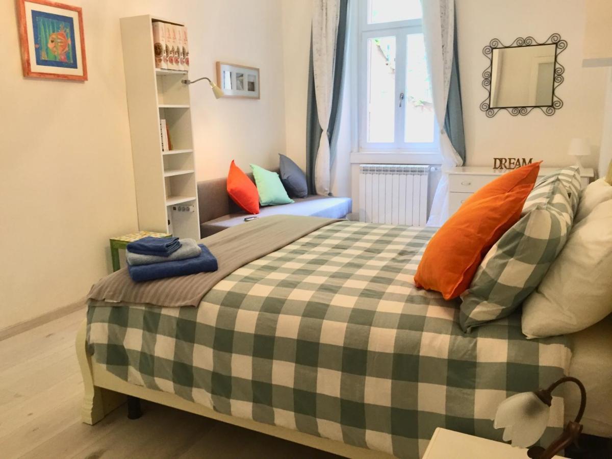 Rivabahn Villa Triëst Buitenkant foto