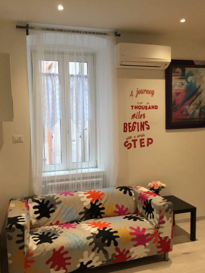 Rivabahn Villa Triëst Buitenkant foto